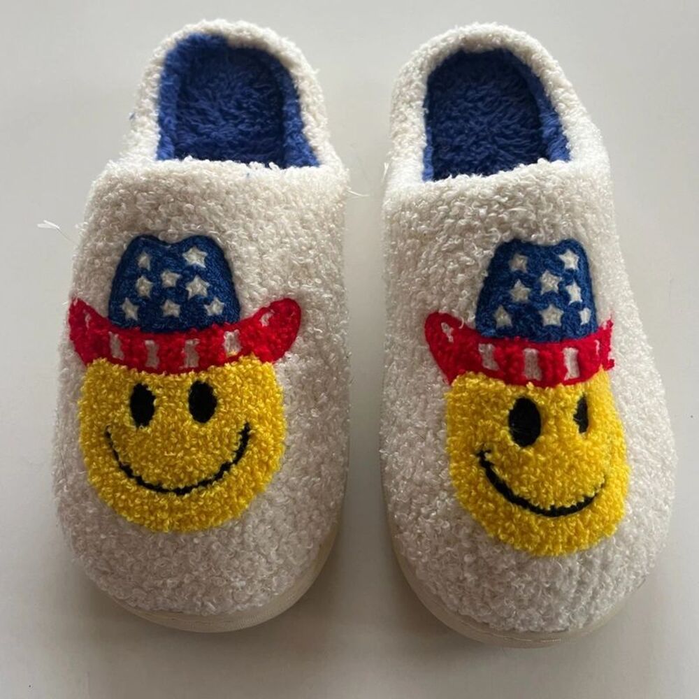 Patriotic Smiley Face Cowboy Hat Fluffy White House Slippers Size 9-10